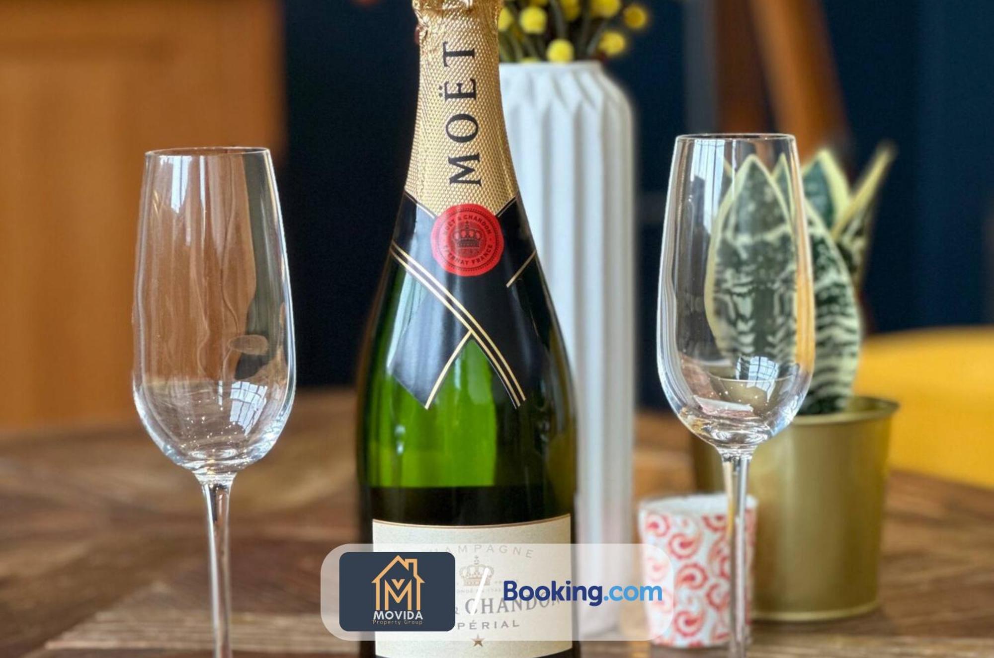 Central Elegant Three Bed Duplex By Movida Property Group Short Lets & Serviced Accommodation Harrogate Zewnętrze zdjęcie