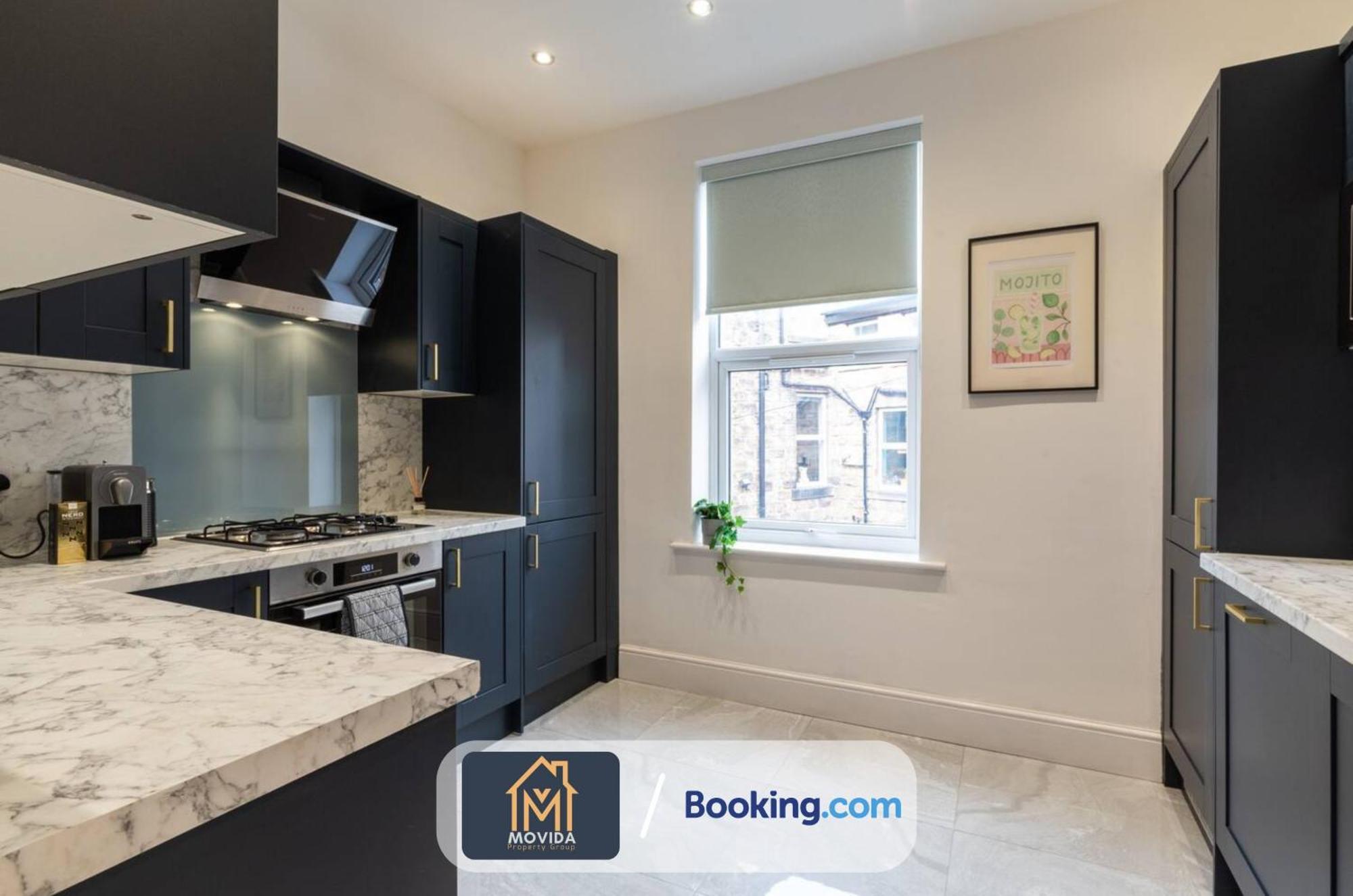 Central Elegant Three Bed Duplex By Movida Property Group Short Lets & Serviced Accommodation Harrogate Zewnętrze zdjęcie
