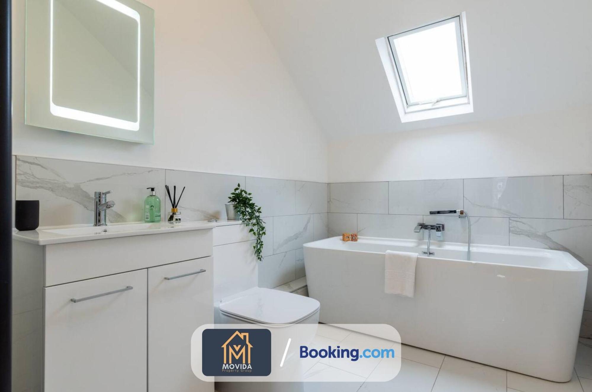 Central Elegant Three Bed Duplex By Movida Property Group Short Lets & Serviced Accommodation Harrogate Zewnętrze zdjęcie